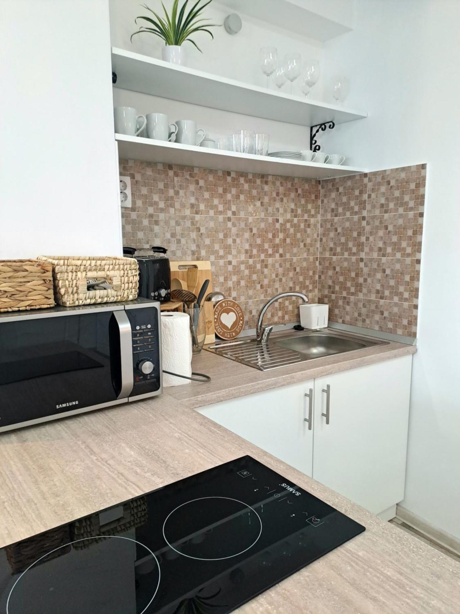 7 Level Central Apartments 미에르쿠리에씨우크 외부 사진